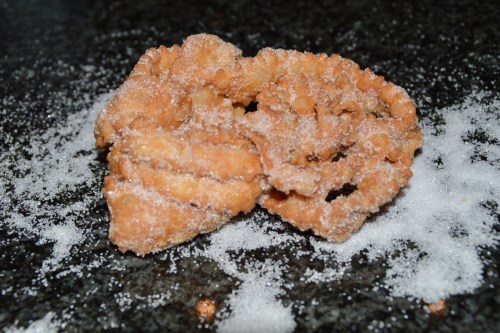 Schneeballen, Storchennester